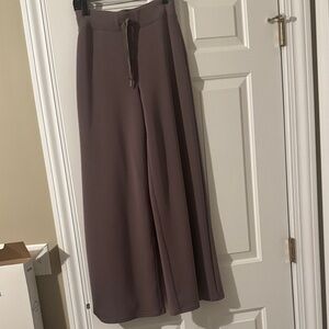 SPANX Airessentisls pants EUC sz S